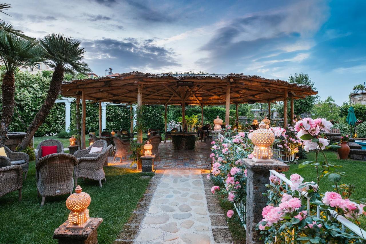 Boutique Hotel Don Alfonso 1890 ซานตากาตา ซุย ดูเอกอลฟี ภายนอก รูปภาพ